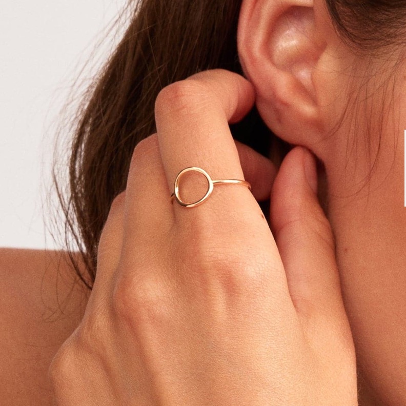 14 Kt Gold Circle Ring
